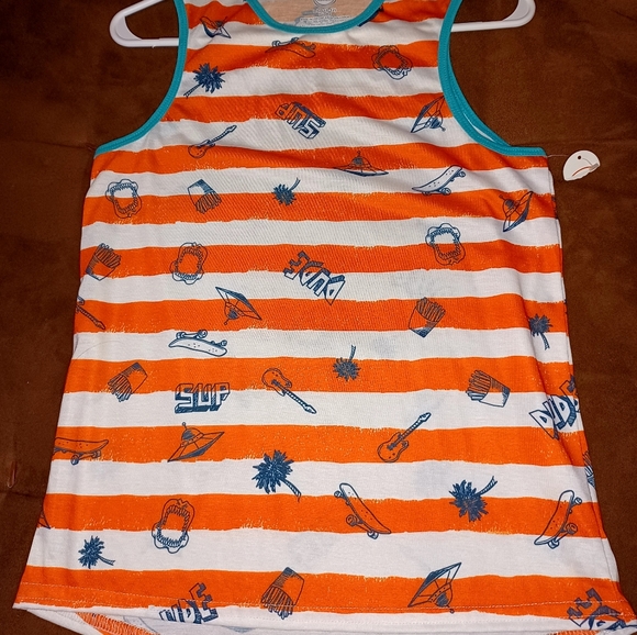 Bundle of 2 wonder nation shirts brand new!!! Size 10-12 !!! - Picture 3 of 3